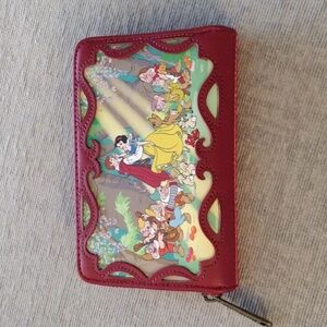 NWOT Loungefly Disney Snow White Wallet